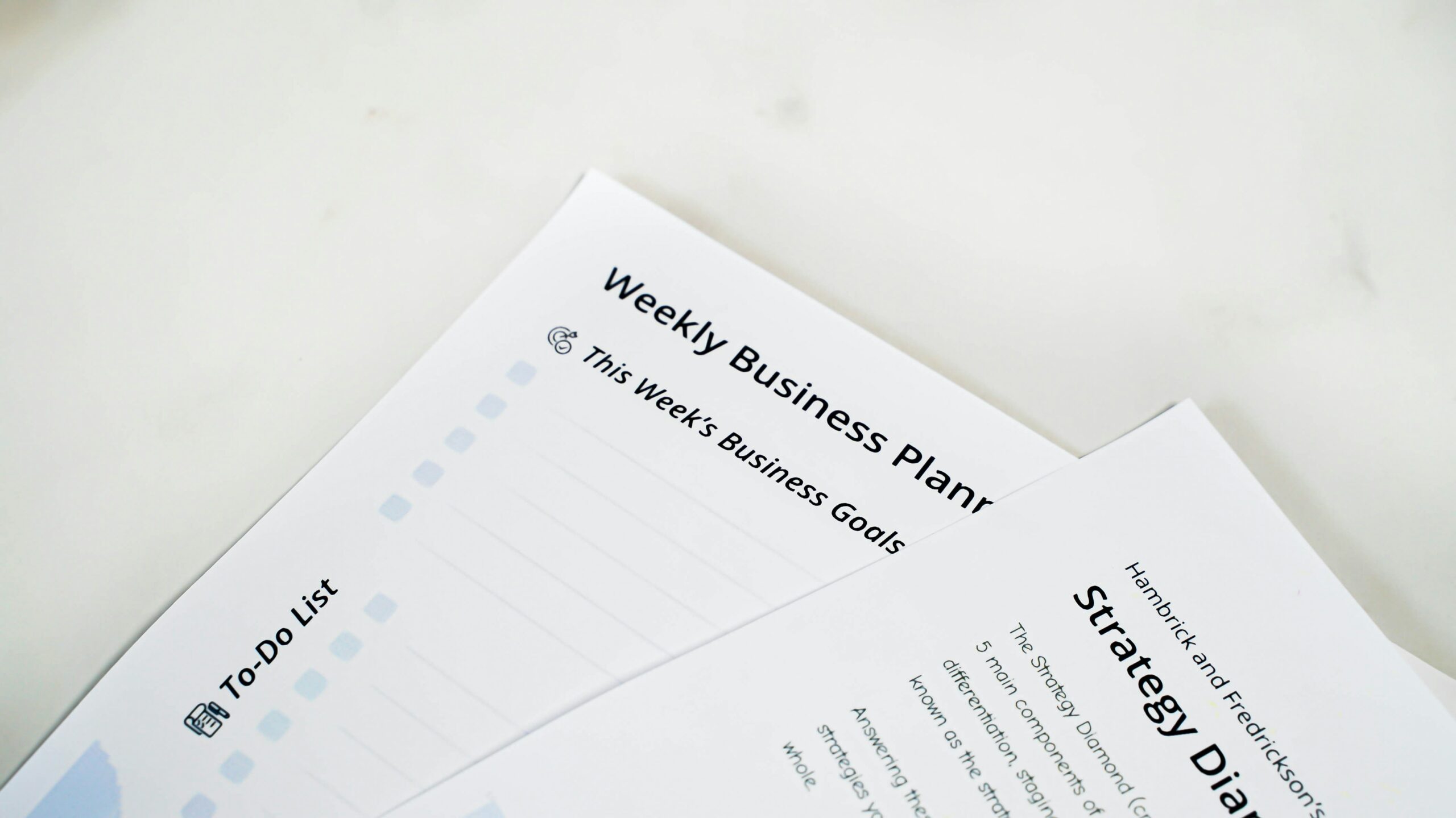 Weekly business planner listing business goals